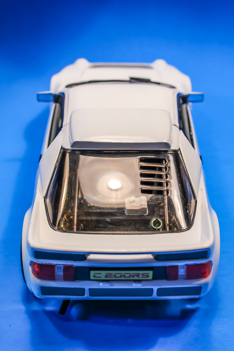 Illustration for article titled Ricko 1:18 scale Ford RS200